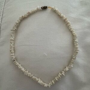 vintage puka shell necklace